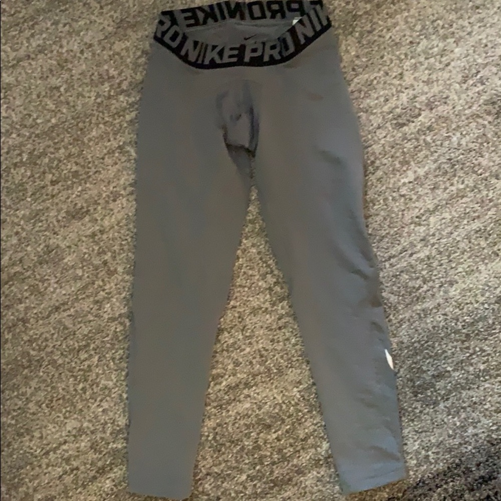 Boys Nike pro leggings. Size small
